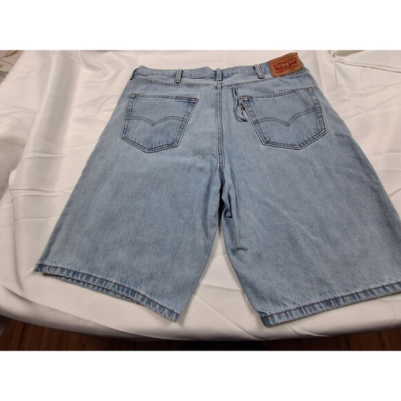 LEVI'S 469 Loose Fit Size 38 Medium Blue 100% Cotton Men's Jean Shorts - Picture 3 of 8